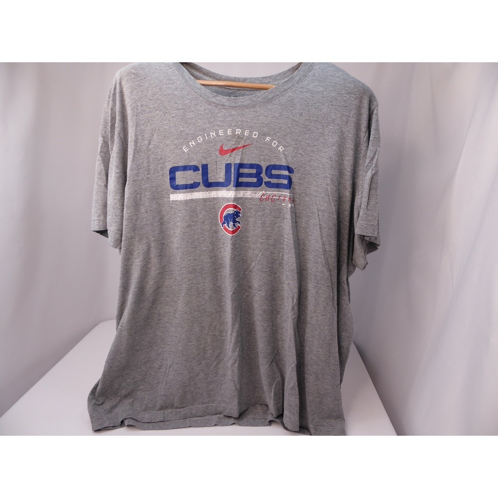 The Nike Tee Chicago Cubs Men XXL Gray Heathered Short Sleeve T-Shirt MLB N199P